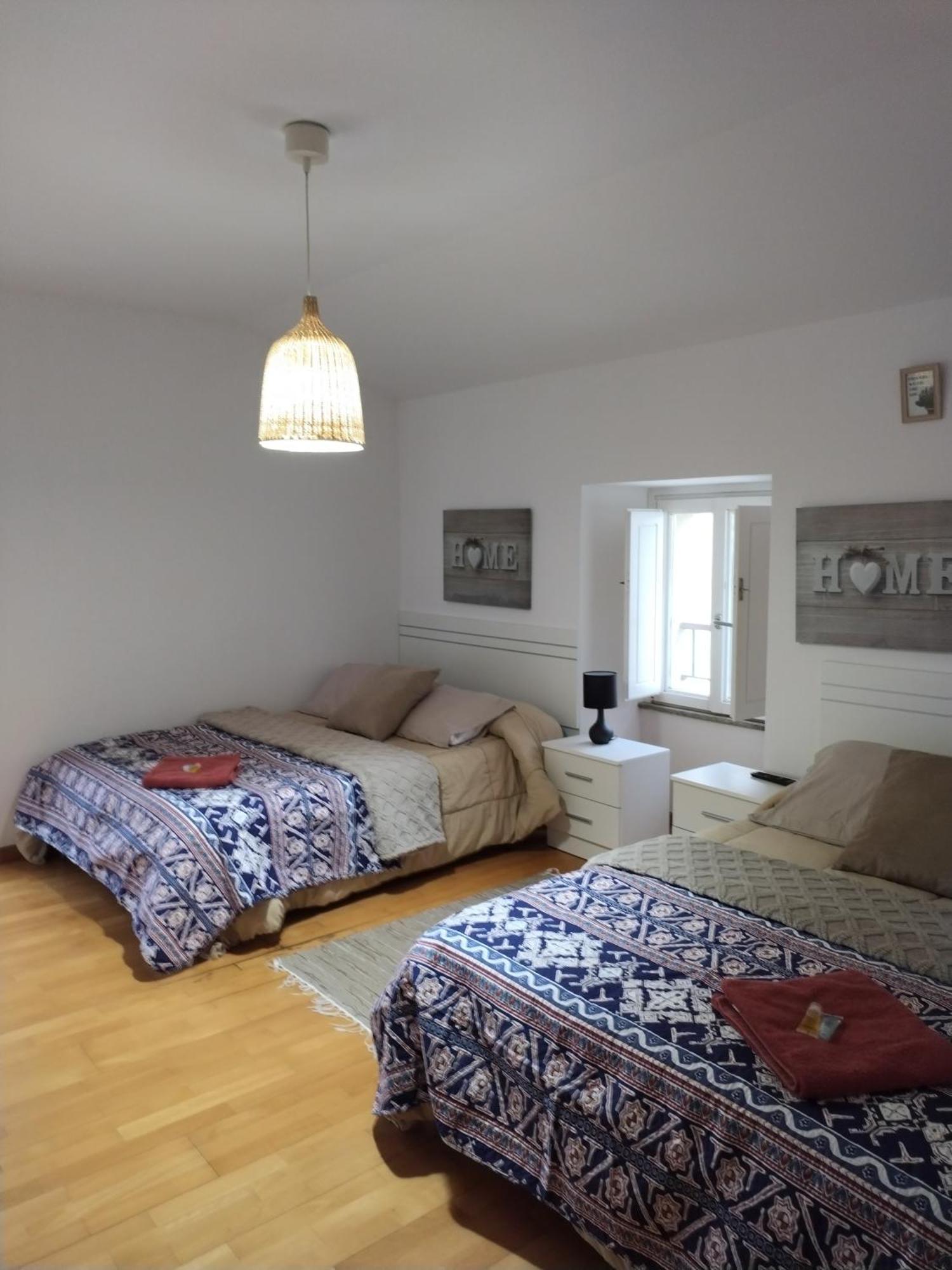 Apartamentos A Parada Do Camino Padrón Екстериор снимка