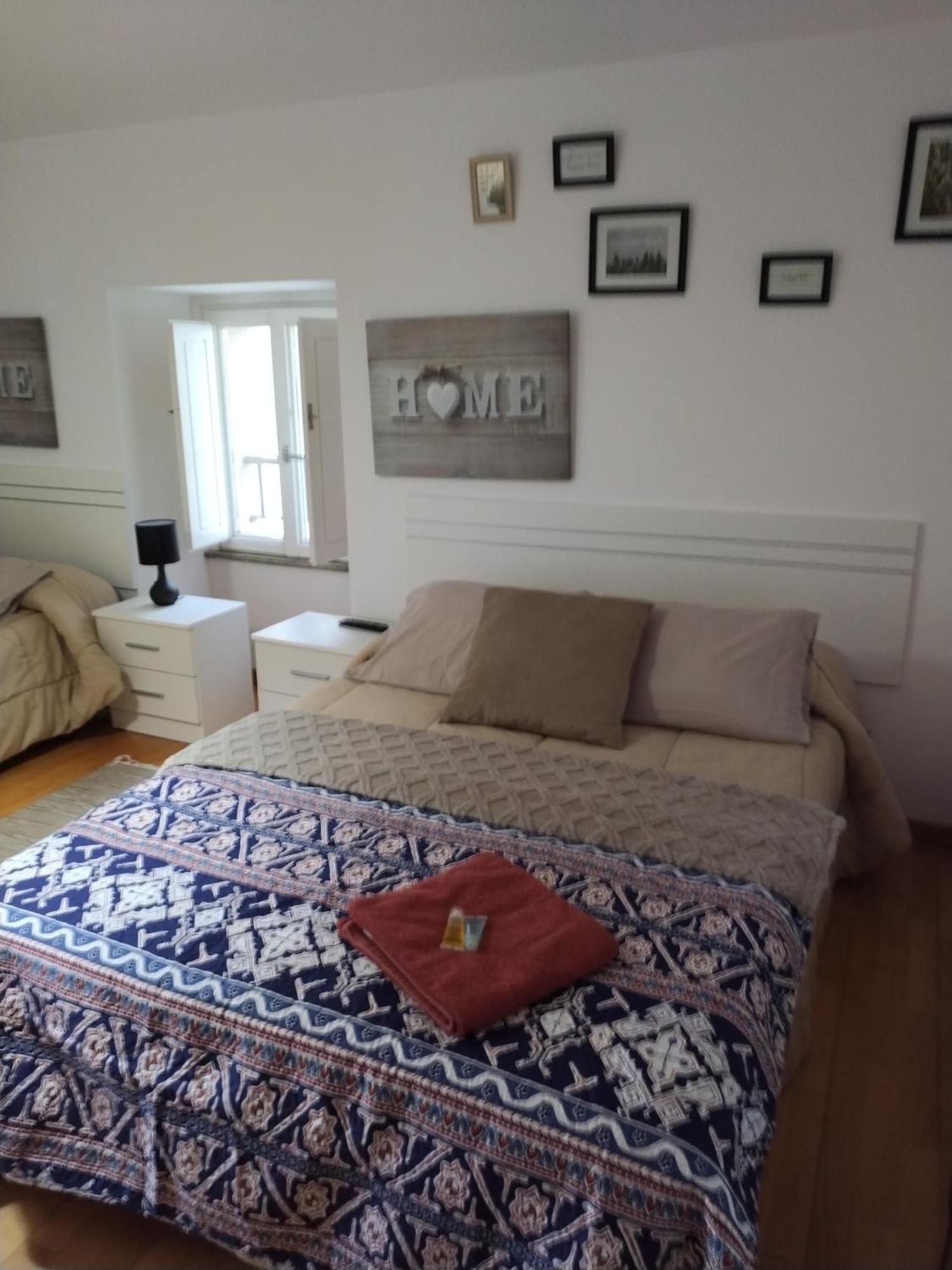 Apartamentos A Parada Do Camino Padrón Екстериор снимка